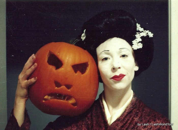Halloween - Geisha - pumpkin