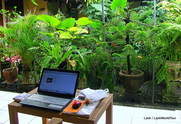 portable internet - LashWorldTour - Bali