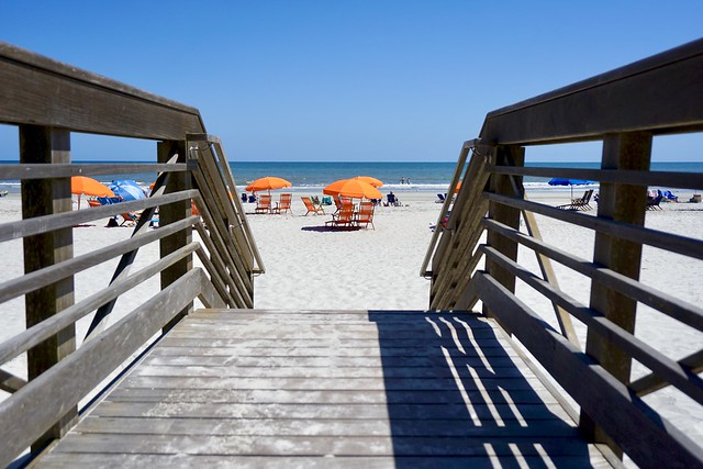 Hilton Head beach - photo by Tom Powell on Flickr CC